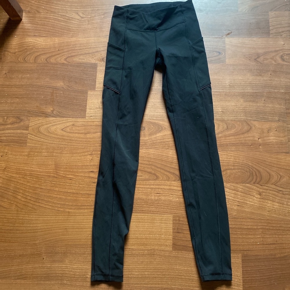 lululemon leggings!